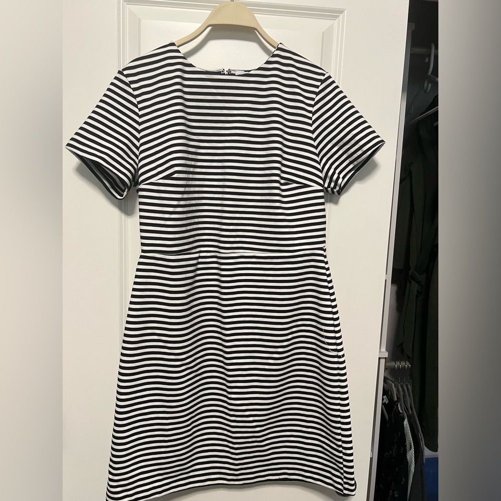 Old Navy BLK & White dress